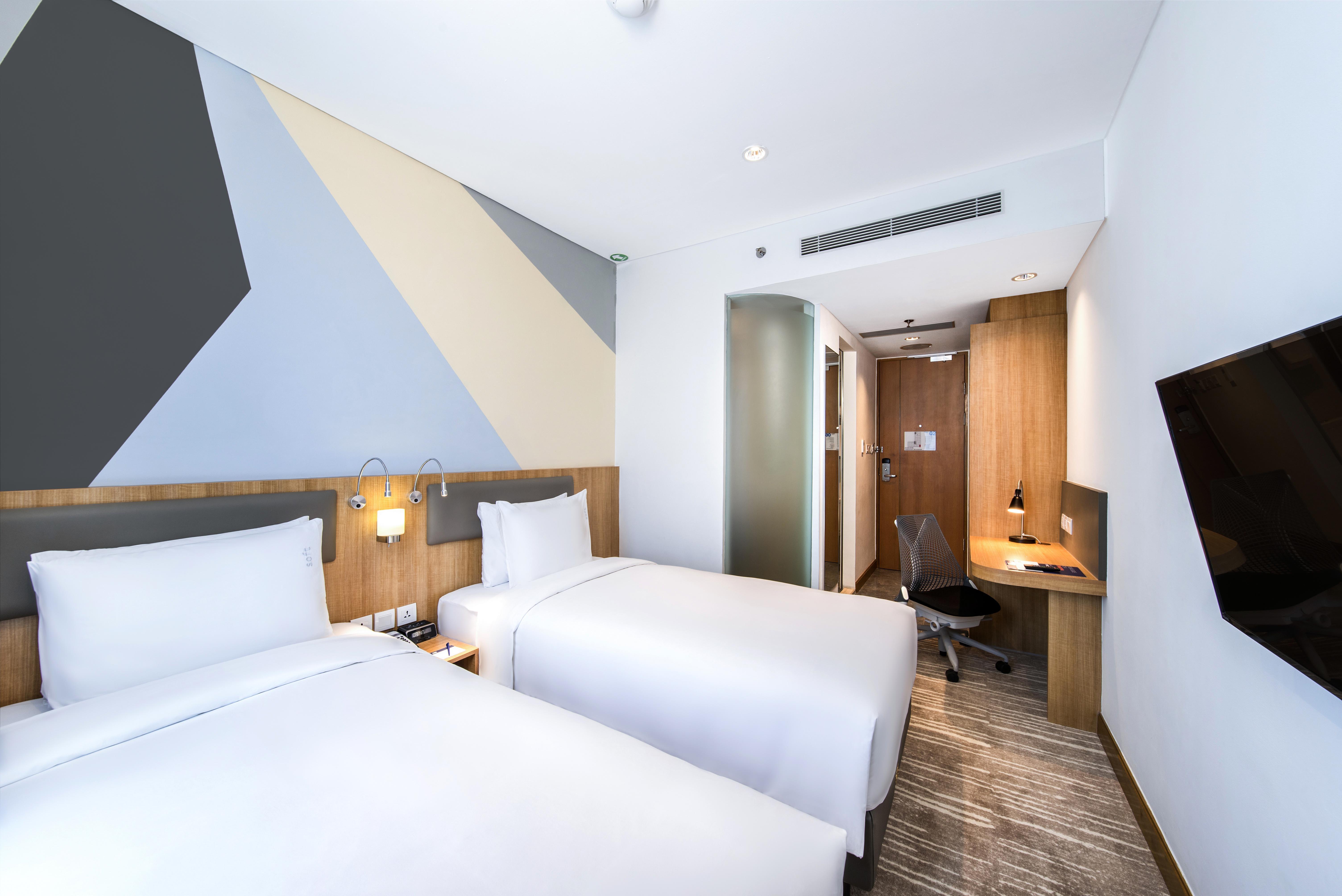Holiday Inn Express Jakarta Matraman By Ihg Zewnętrze zdjęcie
