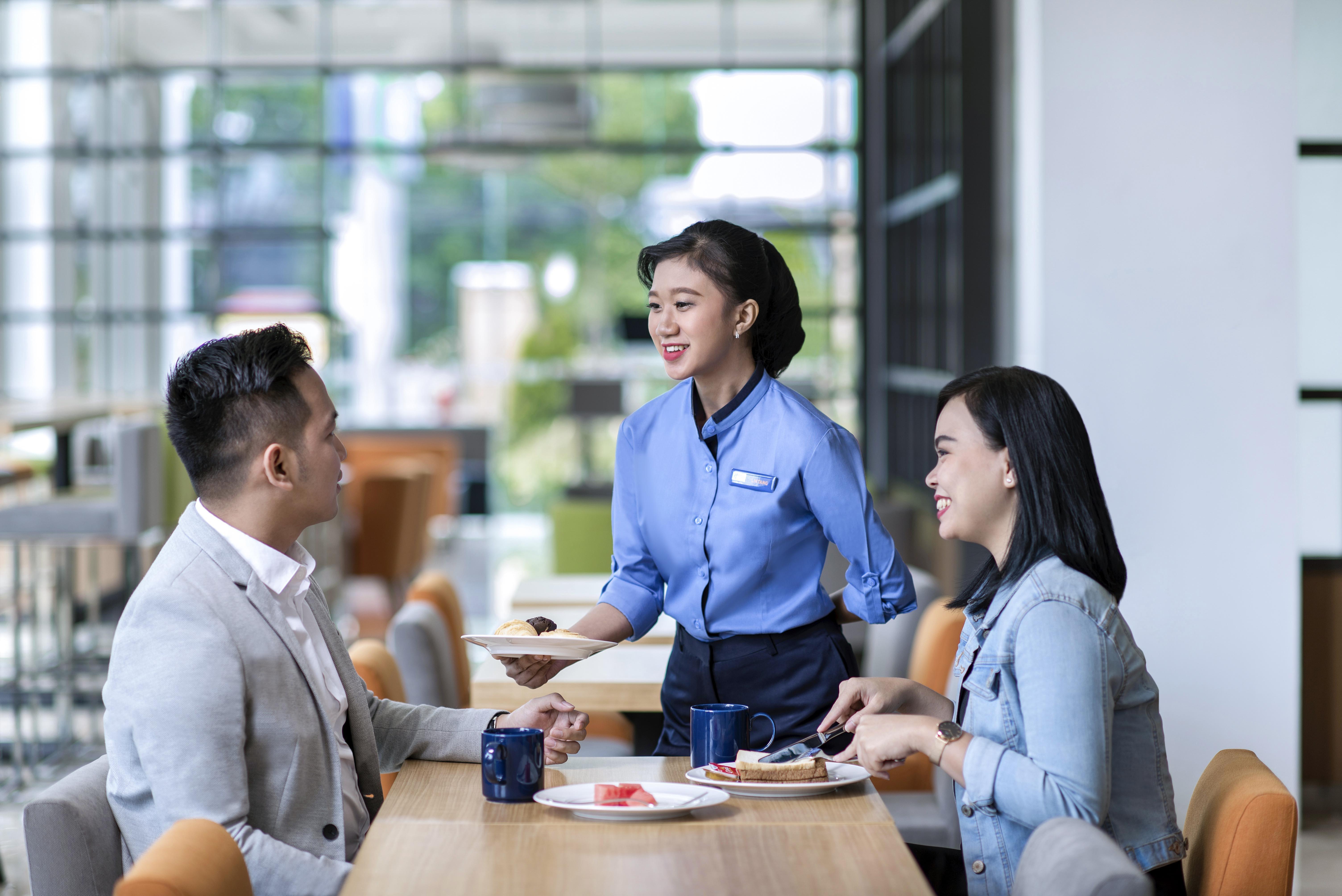 Holiday Inn Express Jakarta Matraman By Ihg Zewnętrze zdjęcie
